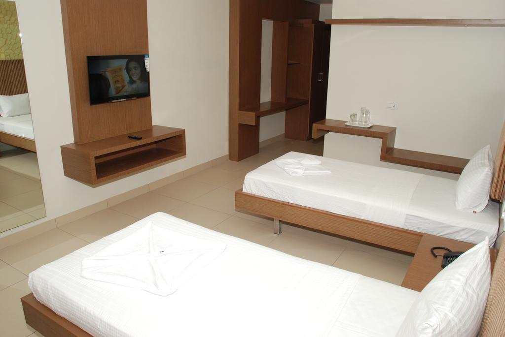 Hotel Pla Amrith Inn Tiruchirappalli Номер фото